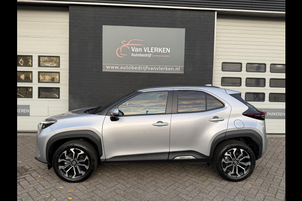 Toyota Yaris Cross 1.5 Hybrid 115 Business Plus