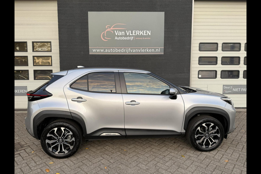 Toyota Yaris Cross 1.5 Hybrid 115 Business Plus