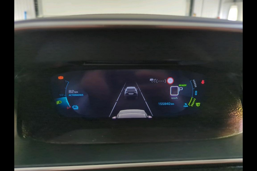 Peugeot e-2008 EV GT 50 kWh | Panorama | Navi | Camera |