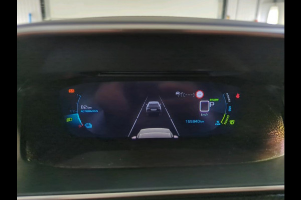 Peugeot e-2008 EV GT 50 kWh | Panorama | Navi | Camera |