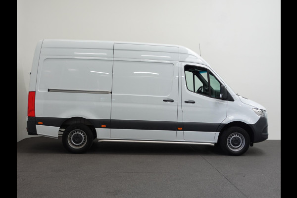 Mercedes-Benz Sprinter 315 Automaat L2H2 RWD Airco Cruise Control Navi Trekhaak Mercedes-Benz Sprinter 315 Automaat L2H2 RWD Airco Cruise Control Navi Trekhaak