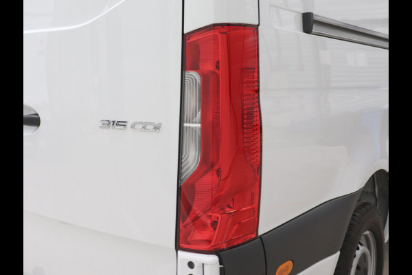 Mercedes-Benz Sprinter 315 Automaat L2H2 RWD Airco Cruise Control Navi Trekhaak Mercedes-Benz Sprinter 315 Automaat L2H2 RWD Airco Cruise Control Navi Trekhaak