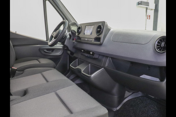 Mercedes-Benz Sprinter 315 Automaat L2H2 RWD Airco Cruise Control Navi Trekhaak Mercedes-Benz Sprinter 315 Automaat L2H2 RWD Airco Cruise Control Navi Trekhaak