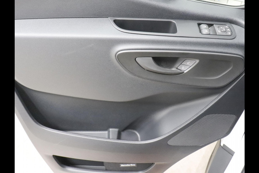 Mercedes-Benz Sprinter 315 Automaat L2H2 RWD Airco Cruise Control Navi Trekhaak Mercedes-Benz Sprinter 315 Automaat L2H2 RWD Airco Cruise Control Navi Trekhaak