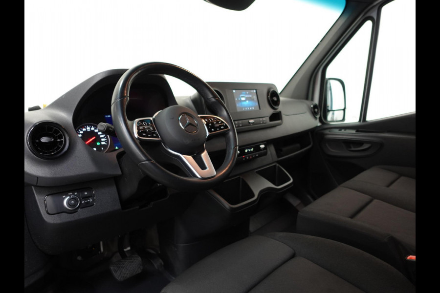 Mercedes-Benz Sprinter 315 Automaat L2H2 RWD Airco Cruise Control Navi Trekhaak Mercedes-Benz Sprinter 315 Automaat L2H2 RWD Airco Cruise Control Navi Trekhaak