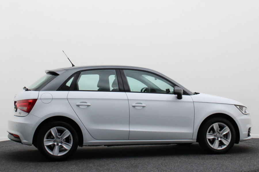 Audi A1 Sportback 1.0 TFSI Advance Sport Automaat Two-Tone, Navigatie, Climate, Stoelverwarming, Cruise, PDC