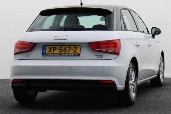 Audi A1 Sportback 1.0 TFSI Advance Sport Automaat Two-Tone, Navigatie, Climate, Stoelverwarming, Cruise, PDC