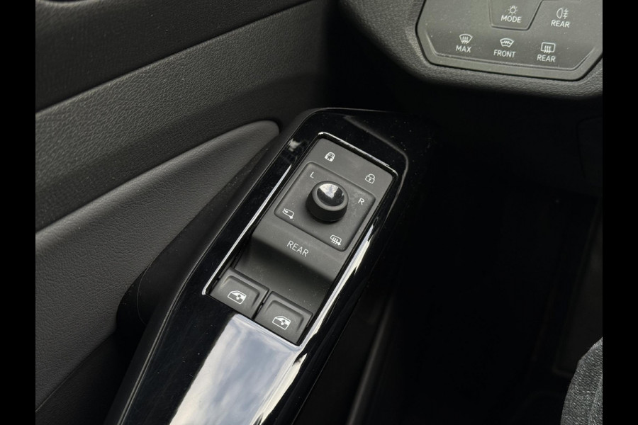 Volkswagen ID.4 Life 77 kWh |  Navi | ECC | Trekhaak |