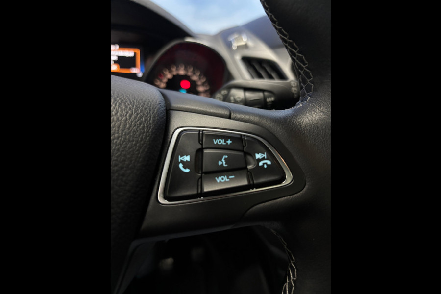 Ford Kuga 1.5 EcoBoost ST Line Navi | Clima | Pano | Trekhaak