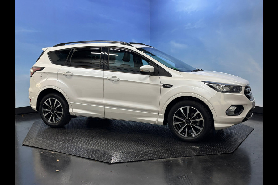 Ford Kuga 1.5 EcoBoost ST Line Navi | Clima | Pano | Trekhaak
