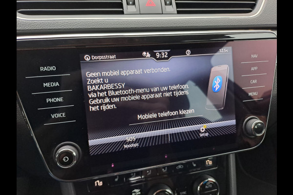Škoda Superb Combi 1.5 TSI ACT Business Edition | Automaat | LED | Trekhaak | Stoelverwarming | Cruise | All-seasons | PDC |