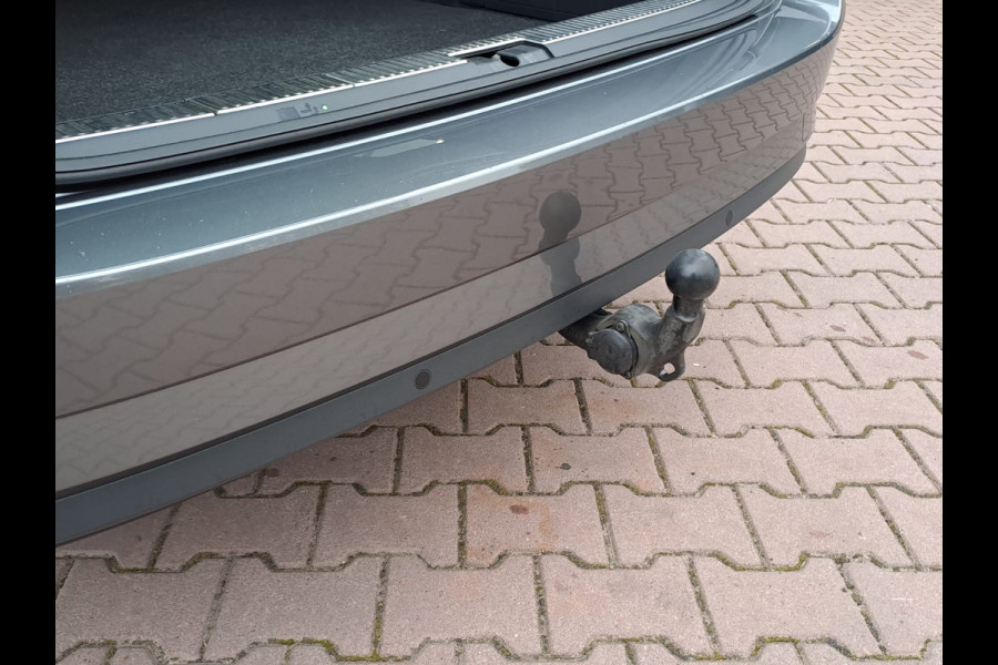 Škoda Superb Combi 1.5 TSI ACT Business Edition | Automaat | LED | Trekhaak | Stoelverwarming | Cruise | All-seasons | PDC |