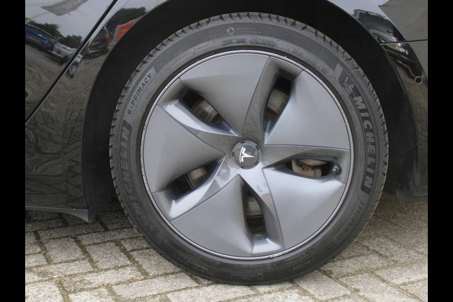 Tesla Model 3 Long Range AWD 75 kWh | SOH 87.7 % | TREKHAAK | 12 MAANDEN BOVAG GARANTIE |