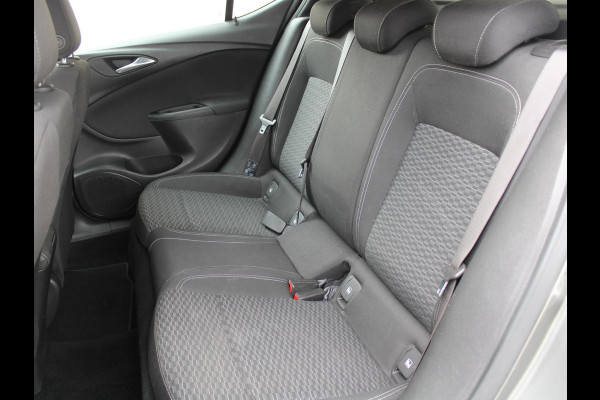 Opel Astra 1.4 Turbo Innovation | 150 PK | NAVIGATIE | ACHTERUITRIJCAMERA |