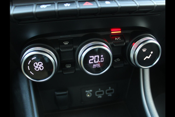 Renault Captur 1.0 TCe 100 Intens | TREKHAAK | NAVIGATIE | ACHTERUITRIJCAMERA |