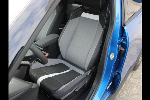 Opel Frontera 1.2 Turbo Hybrid GS 7p. | APPLE CARPLAY |