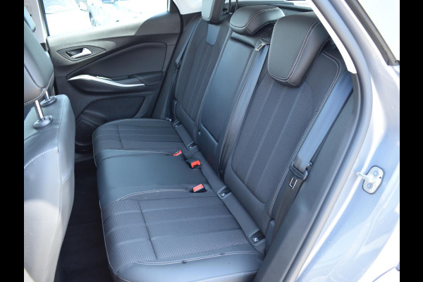 Opel Grandland 1.2 Turbo Level 2 Edition | CARPLAY | PARKEERSENSOREN | WINTERPAKKET | E.C.C. | 16.837km Opel Grandland 1.2 Turbo Level 2 Edition | CARPLAY | PARKEERSENSOREN | WINTERPAKKET | E.C.C. | 16.837km