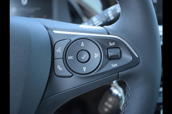 Opel Grandland 1.2 Turbo Level 2 Edition | CARPLAY | PARKEERSENSOREN | WINTERPAKKET | E.C.C. | 16.837km Opel Grandland 1.2 Turbo Level 2 Edition | CARPLAY | PARKEERSENSOREN | WINTERPAKKET | E.C.C. | 16.837km