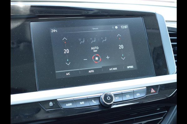 Opel Grandland 1.2 Turbo Level 2 Edition | CARPLAY | PARKEERSENSOREN | WINTERPAKKET | E.C.C. | 16.837km Opel Grandland 1.2 Turbo Level 2 Edition | CARPLAY | PARKEERSENSOREN | WINTERPAKKET | E.C.C. | 16.837km