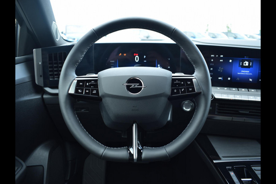 Opel Astra Sports Tourer 1.2 Turbo Hybrid Business Edition Opel Astra Sports Tourer 1.2 Turbo Hybrid Business Edition