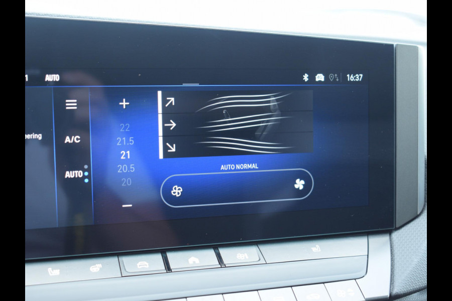 Opel Astra Sports Tourer 1.2 Turbo Hybrid Business Edition Opel Astra Sports Tourer 1.2 Turbo Hybrid Business Edition