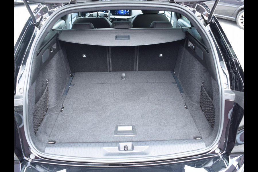 Opel Astra Sports Tourer 1.2 Turbo Hybrid Business Edition Opel Astra Sports Tourer 1.2 Turbo Hybrid Business Edition