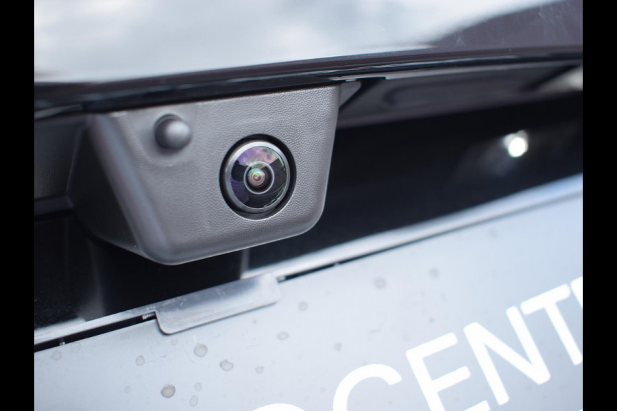 Opel Astra Sports Tourer 1.2 Turbo Hybrid Business Edition Opel Astra Sports Tourer 1.2 Turbo Hybrid Business Edition