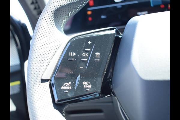 Peugeot 3008 1.2 Hybrid 145 GT ALCANTARA STOELEN MET MASSAGEFUNCTIE | 360 CAMERA | NAVI & CARPLAY | Peugeot 3008 1.2 Hybrid 145 GT ALCANTARA STOELEN MET MASSAGEFUNCTIE | 360 CAMERA | NAVI & CARPLAY |