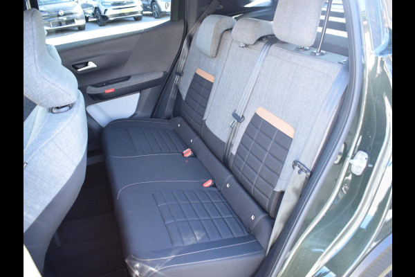 Citroën C3 Aircross 1.2 Hybrid 145pk Plus | Camera + sensoren | Carplay | Klimaat control | Cruisecontrol Citroën C3 Aircross 1.2 Hybrid 145pk Plus | Camera + sensoren | Carplay | Klimaat control | Cruisecontrol