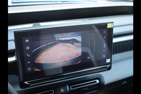 Citroën C3 1.2 Hybrid 110pk Max | NAVIGATIE & CARPLAY | ACHTERUITRIJCAMERA MET SENSOREN | E.C.C. Citroën C3 1.2 Hybrid 110pk Max | NAVIGATIE & CARPLAY | ACHTERUITRIJCAMERA MET SENSOREN | E.C.C.