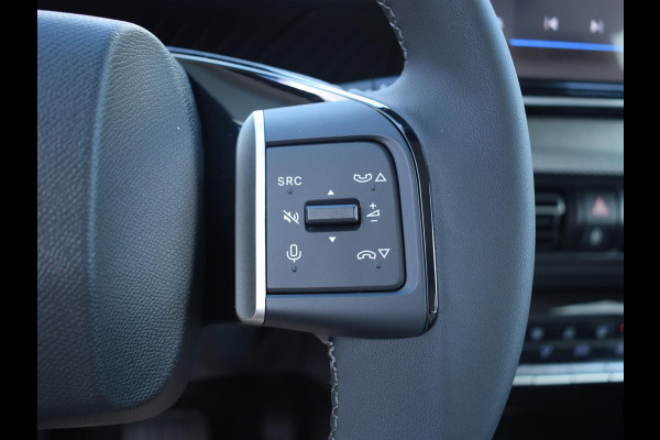 Citroën C3 1.2 Hybrid 110pk Max | NAVIGATIE & CARPLAY | ACHTERUITRIJCAMERA MET SENSOREN | E.C.C. Citroën C3 1.2 Hybrid 110pk Max | NAVIGATIE & CARPLAY | ACHTERUITRIJCAMERA MET SENSOREN | E.C.C.