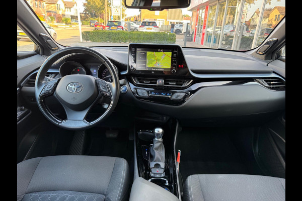 Toyota C-HR 1.8 Hybrid First Edition | Eerste eigenaar, JBL, Apple CarPlay/Android auto, Dodehoekherkenning, Parkeersensoren, Stoelverwarmin