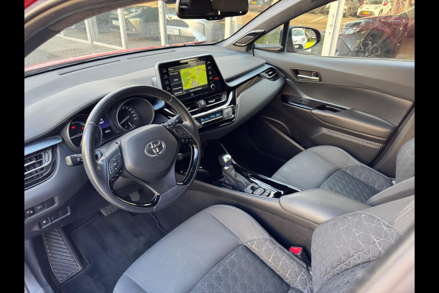 Toyota C-HR 1.8 Hybrid First Edition | Eerste eigenaar, JBL, Apple CarPlay/Android auto, Dodehoekherkenning, Parkeersensoren, Stoelverwarmin