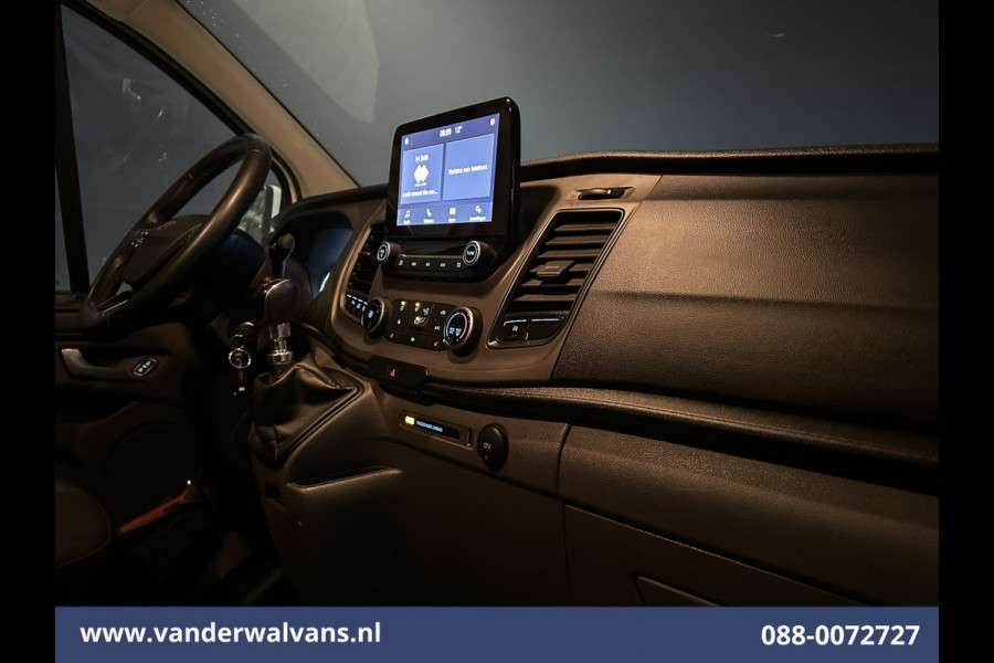 Ford Transit Custom 2.0 TDCI 130pk L2H1 Euro6 Airco | Camera | Apple Carplay | Android Auto | LED | Cruisecontrol 2800kg Trekhaak, Verwarmde voorruit, Stoelverwarming, Parkeersensoren