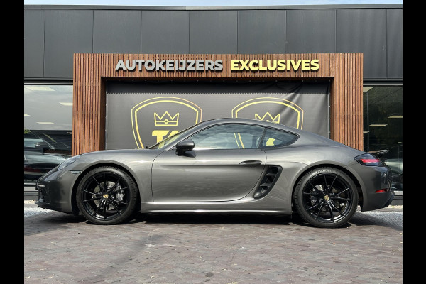 Porsche 718 Cayman 2.0 Sportchrono Adapt. Cruise BOSE Stuurverw. CarPlay Keyless LED 20”LM Agaatgrijs