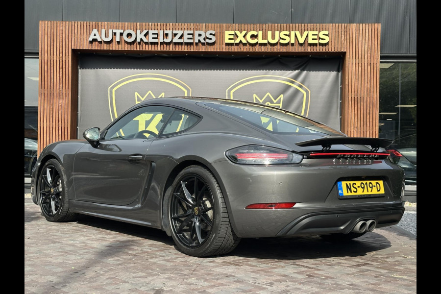 Porsche 718 Cayman 2.0 Sportchrono Adapt. Cruise BOSE Stuurverw. CarPlay Keyless LED 20”LM Agaatgrijs