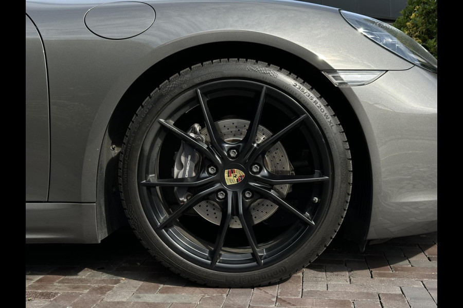 Porsche 718 Cayman 2.0 Sportchrono Adapt. Cruise BOSE Stuurverw. CarPlay Keyless LED 20”LM Agaatgrijs