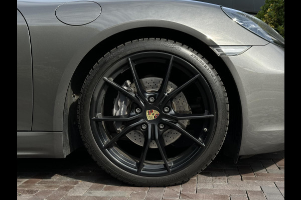 Porsche 718 Cayman 2.0 Sportchrono Adapt. Cruise BOSE Stuurverw. CarPlay Keyless LED 20”LM Agaatgrijs
