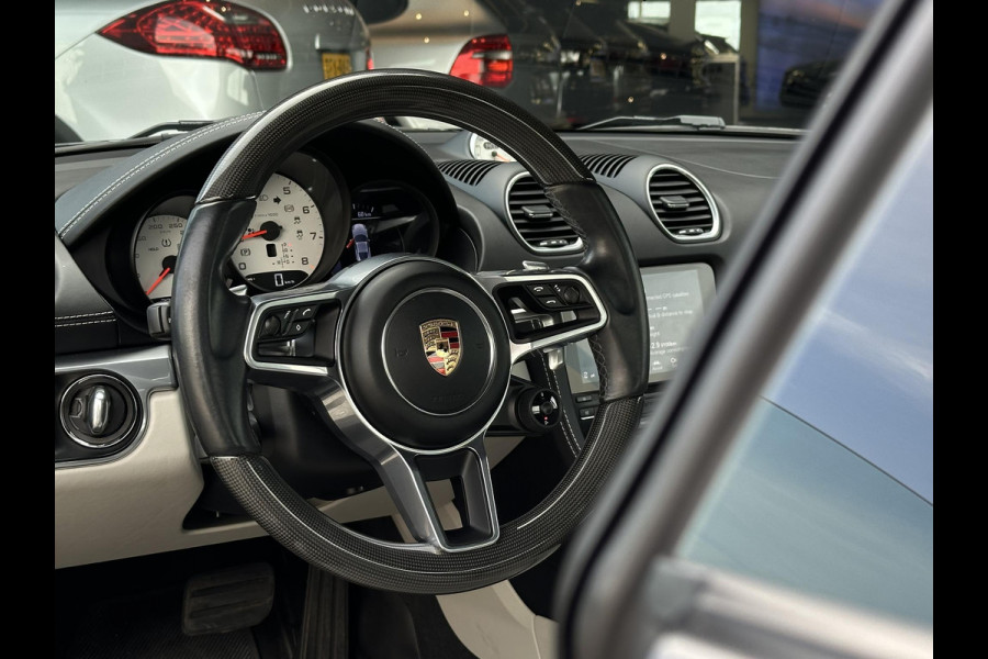 Porsche 718 Cayman 2.0 Sportchrono Adapt. Cruise BOSE Stuurverw. CarPlay Keyless LED 20”LM Agaatgrijs
