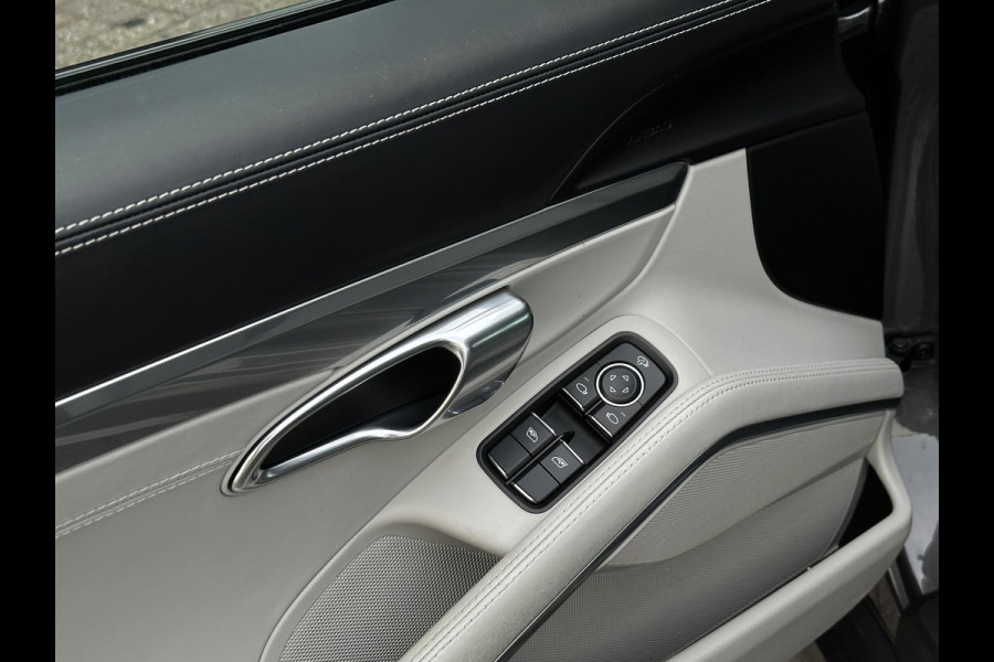 Porsche 718 Cayman 2.0 Sportchrono Adapt. Cruise BOSE Stuurverw. CarPlay Keyless LED 20”LM Agaatgrijs