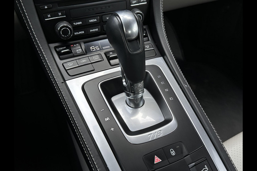 Porsche 718 Cayman 2.0 Sportchrono Adapt. Cruise BOSE Stuurverw. CarPlay Keyless LED 20”LM Agaatgrijs