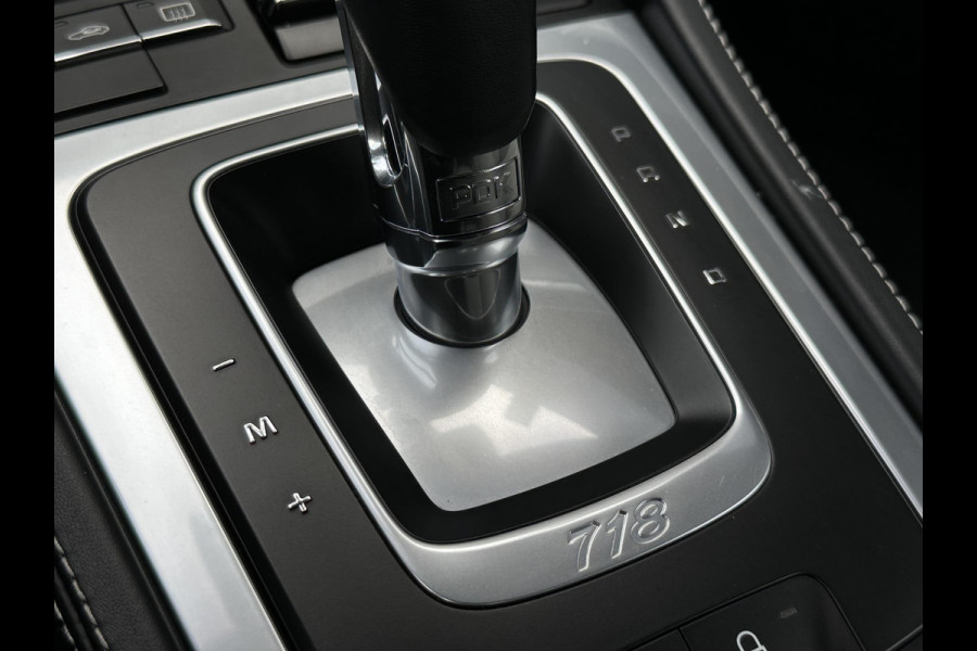 Porsche 718 Cayman 2.0 Sportchrono Adapt. Cruise BOSE Stuurverw. CarPlay Keyless LED 20”LM Agaatgrijs
