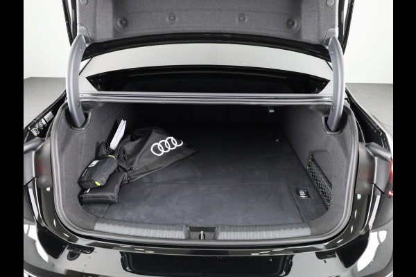 Audi A6 Limousine S edition 2.0 TFSI e | Tech plus | Optiek zwart pakket | Privacy glass | 21'' inch velgen |