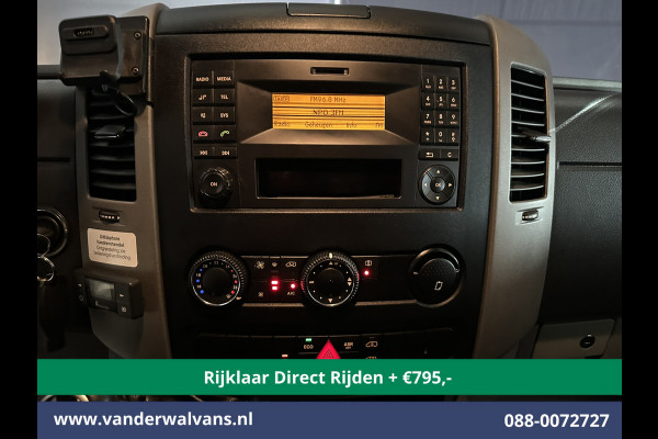 Mercedes-Benz Sprinter 316 CDI 163pk L2H2 Euro6 *Rijklaar Direct Rijden* Airco | 2800kg trekhaak | Cruisecontrol | Parkeersensoren zijdeur Mercedes-Benz Sprinter 316 CDI 163pk L2H2 Euro6 *Rijklaar Direct Rijden* Airco | 2800kg trekhaak | Cruisecontrol | Parkeersensoren zijdeur