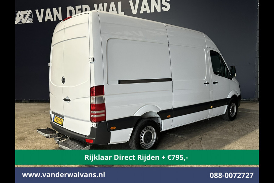 Mercedes-Benz Sprinter 316 CDI 163pk L2H2 Euro6 *Rijklaar Direct Rijden* Airco | 2800kg trekhaak | Cruisecontrol | Parkeersensoren zijdeur Mercedes-Benz Sprinter 316 CDI 163pk L2H2 Euro6 *Rijklaar Direct Rijden* Airco | 2800kg trekhaak | Cruisecontrol | Parkeersensoren zijdeur
