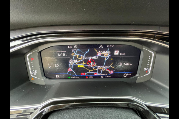 Volkswagen Polo 1.0 TSI Highline | digitaal cockpit | pdc voor en achter | lmv 17"