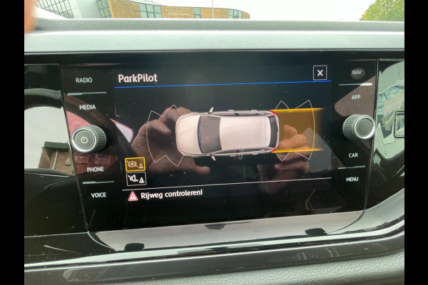 Volkswagen Polo 1.0 TSI Highline | digitaal cockpit | pdc voor en achter | lmv 17"