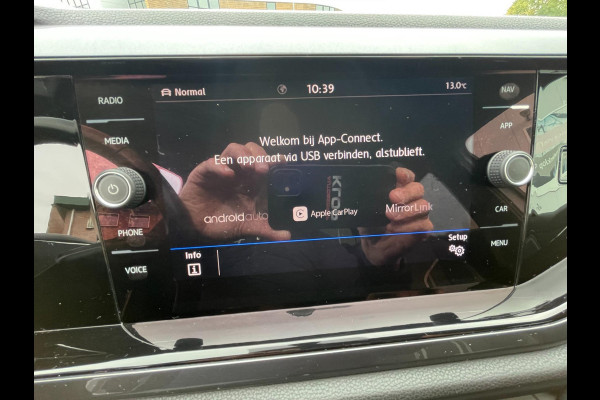 Volkswagen Polo 1.0 TSI Highline | digitaal cockpit | pdc voor en achter | lmv 17"