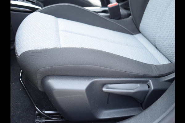 Opel Corsa Electric 50 kWh 3 FASE | ACHTERUITRIJCAMERA MET SENSOREN | CARPLAY | E.C.C. | Opel Corsa Electric 50 kWh 3 FASE | ACHTERUITRIJCAMERA MET SENSOREN | CARPLAY | E.C.C. |