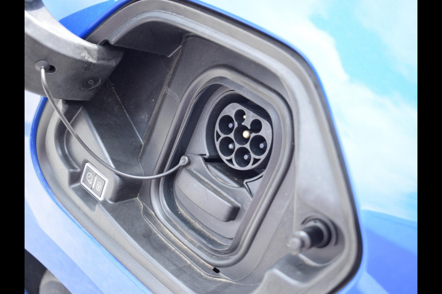 Opel Corsa Electric 50 kWh 3 FASE | ACHTERUITRIJCAMERA MET SENSOREN | CARPLAY | E.C.C. | Opel Corsa Electric 50 kWh 3 FASE | ACHTERUITRIJCAMERA MET SENSOREN | CARPLAY | E.C.C. |